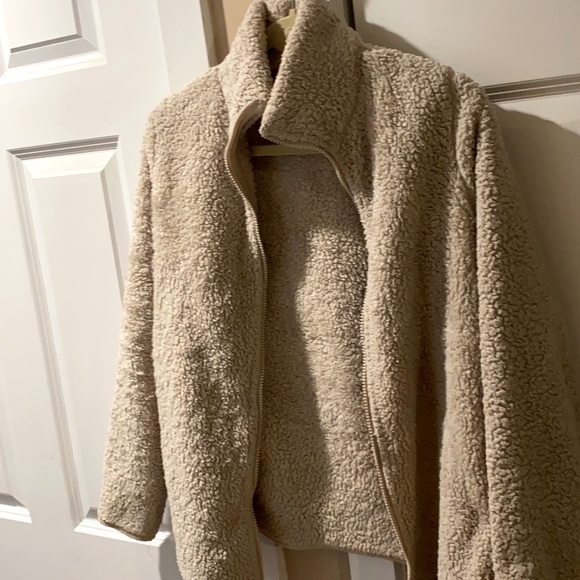 Women’s faux fur sherpa maternity jacket - Picture 2 of 3